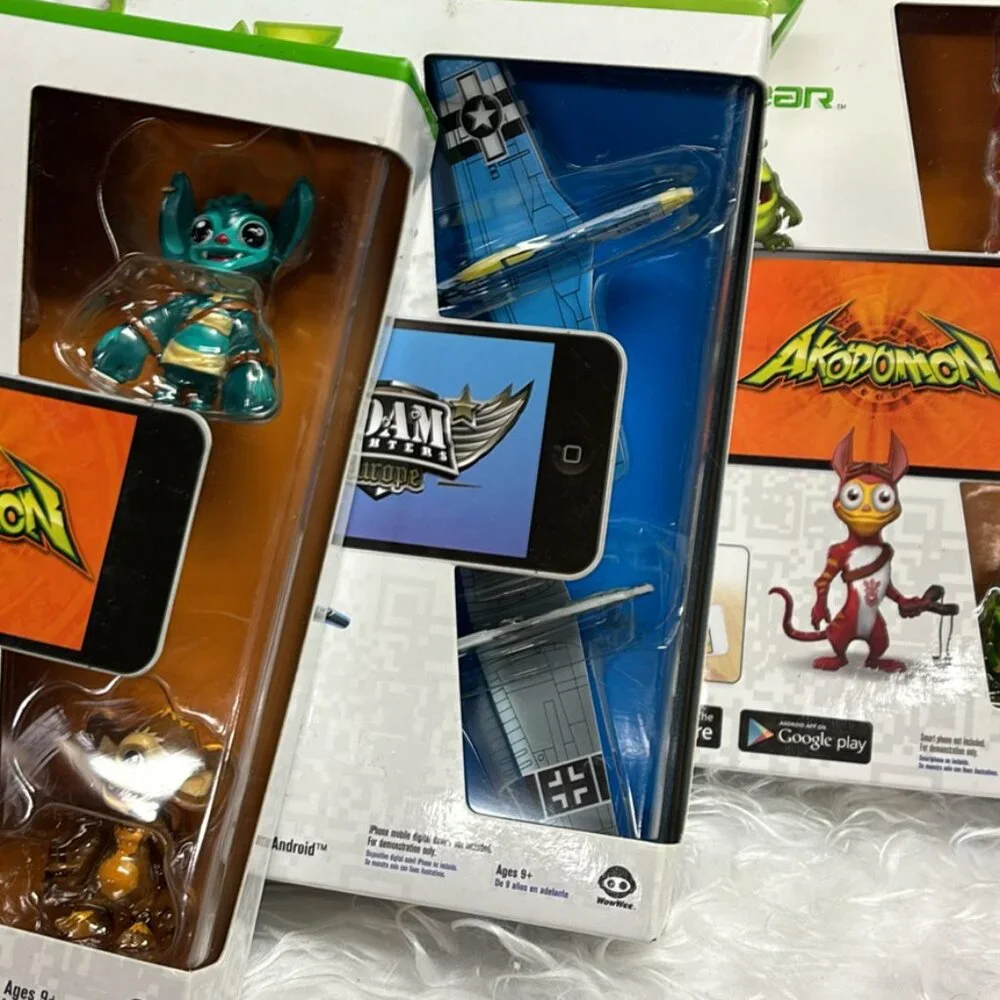 Vintage Bundle Appgear Akodomon,Foam Fighters Europe NEW